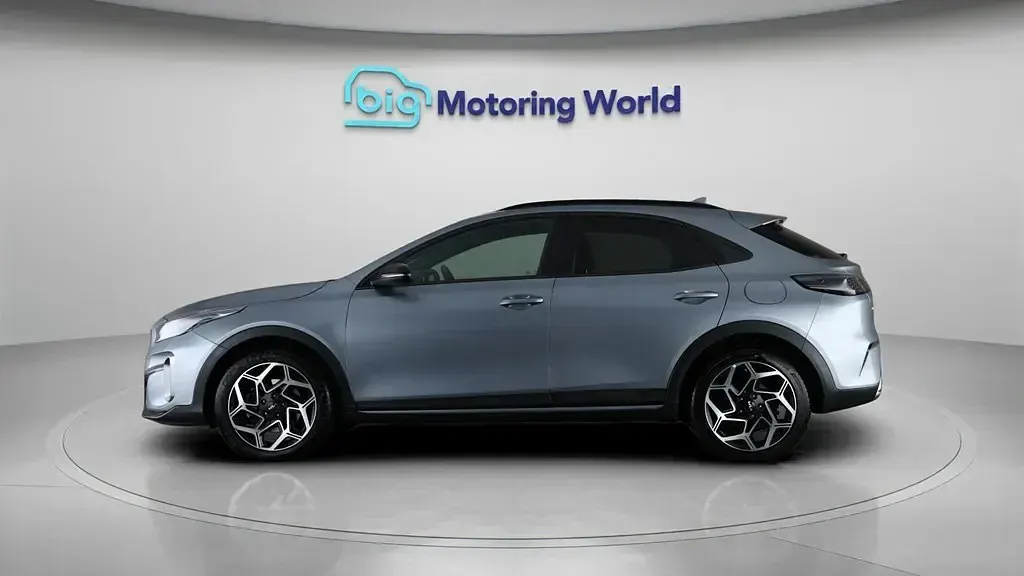 Usado Kia XCeed GT-Line 138 CV (101 kW) 2024 Plateado SUV