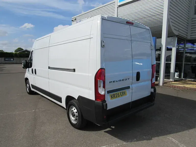 Used Peugeot Boxer 2025 White Van