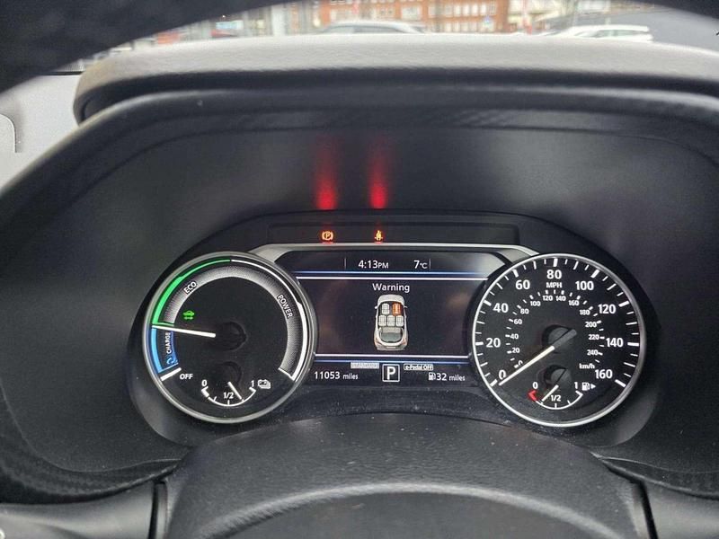 Used Nissan Juke N-Connecta 143 HP (105 kW) 2023 Blue SUV