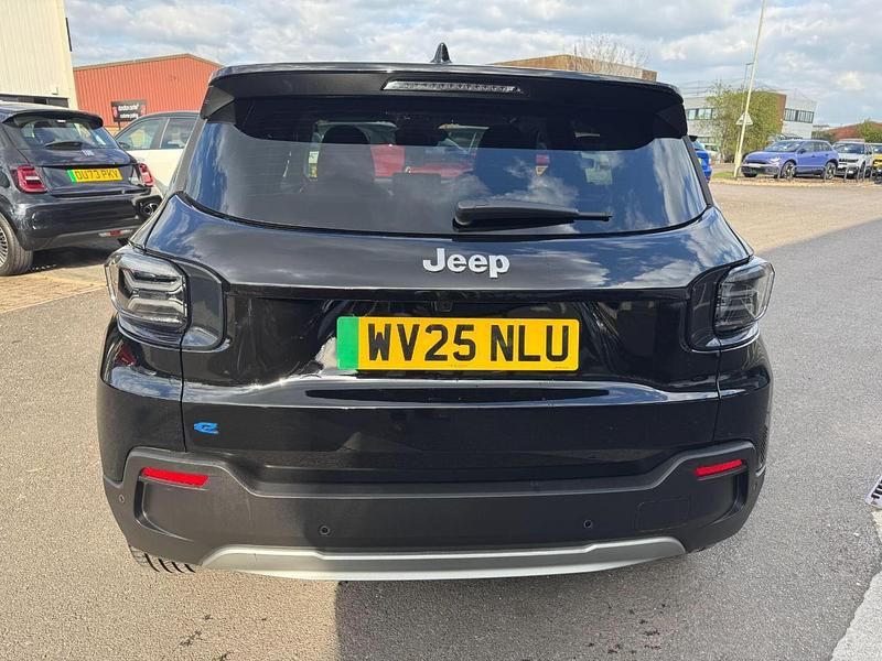 Used Jeep Avenger EV Summit 114 kW (156 HP) 2025 Red SUV