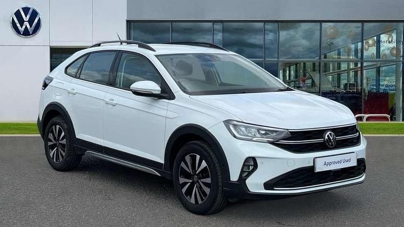 Pure white Used 2023 VW Taigo Life SUV | £16,384 (Fair price) - Image 1/4