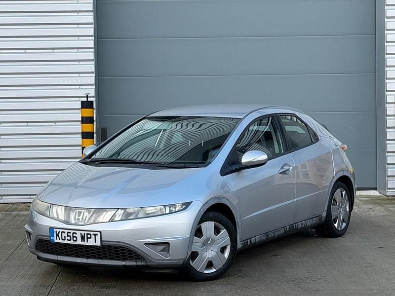 Used Honda Civic S 2006 Silver Hatchback