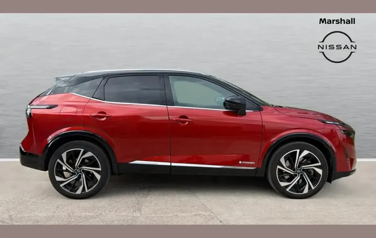 Used Nissan Qashqai Tekna+ 190 HP (139 kW) 2025 Red SUV