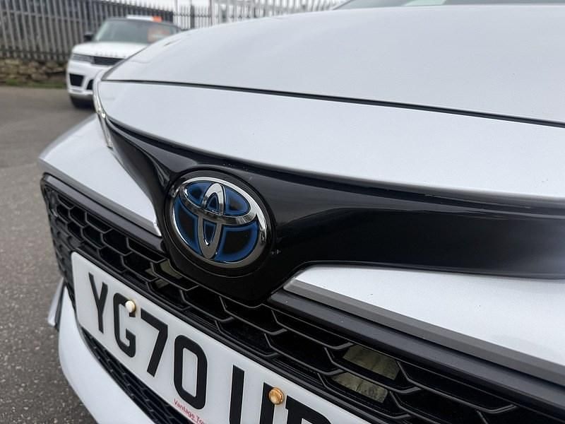 Used Toyota Corolla 122 HP (89 kW) 2020 Silver Estate