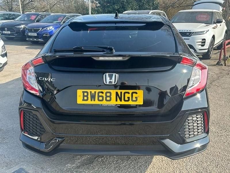 Used Honda Civic SR 126 HP (92 kW) 2019 Black Hatchback