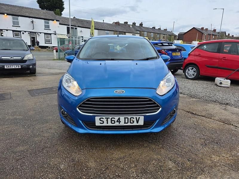 Used Ford Fiesta Zetec 82 HP (60 kW) 2014 Blue Hatchback