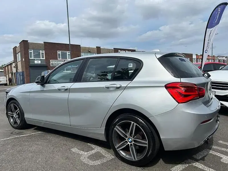 Used BMW 116 Sport Line 116 HP (85 kW) 2015 Silver Hatchback