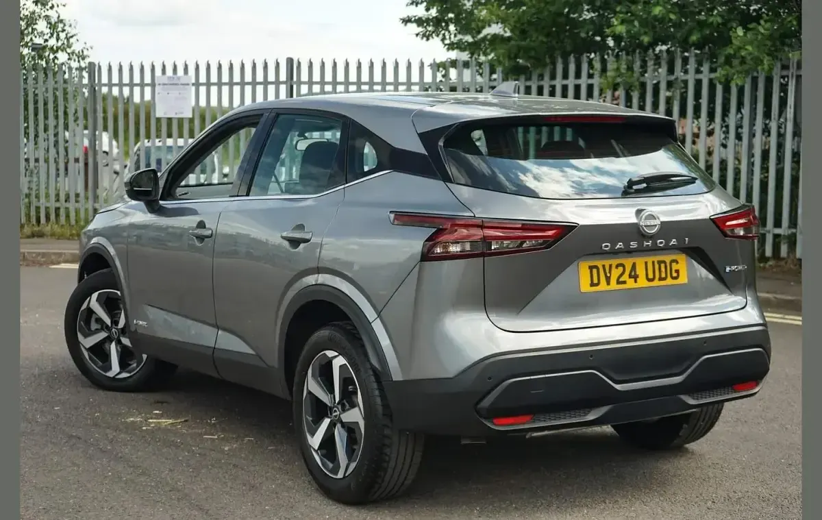 Used Nissan Qashqai Acenta Premium 190 HP (139 kW) 2024 Grey SUV