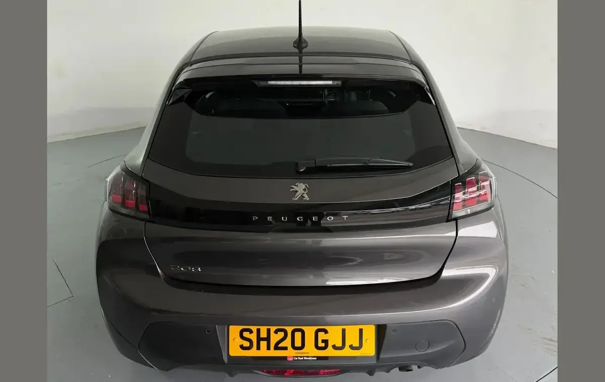 Used Peugeot 208 Active 75 HP (55 kW) 2020 Grey Hatchback