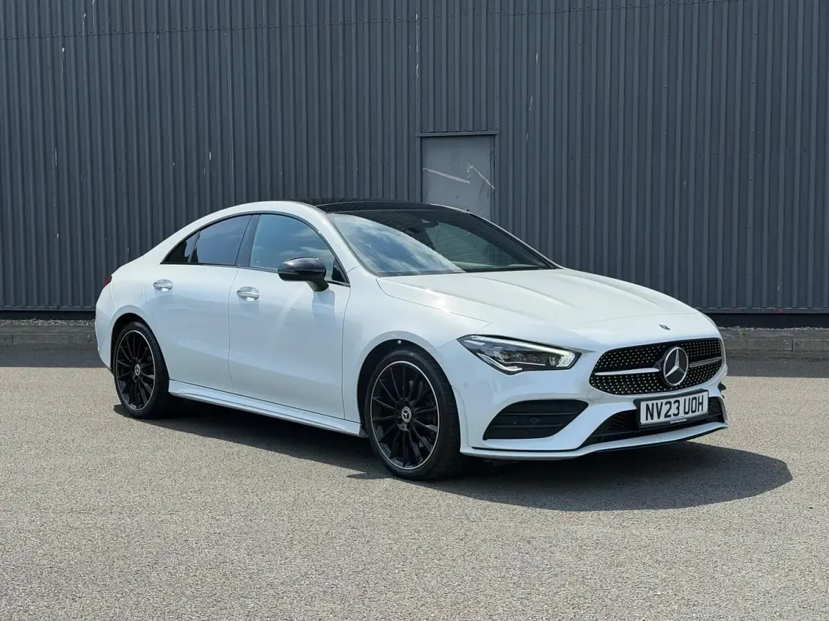 Used Mercedes CLA220 AMG Line Premium Plus 190 HP (139 kW) 2023 White Coupe