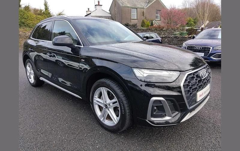 Used Audi Q5 S-Line 200 HP (147 kW) 2022 Black SUV