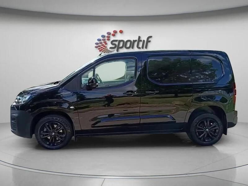 Black Used 2023 Citroën Berlingo MPV | £17,666 (Fair price) - Image 1/4