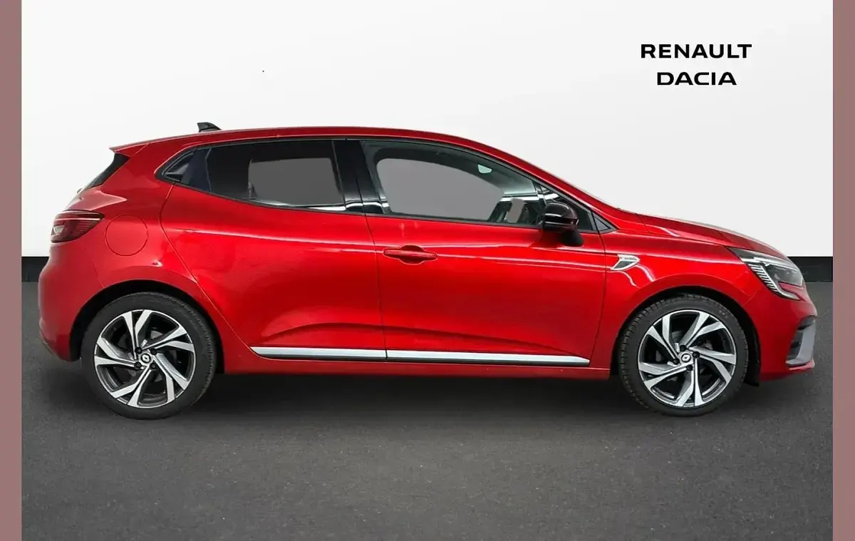 Begagnad Renault Clio V RS Line 90 HK (66 kW) 2023 Röd Halvkombi