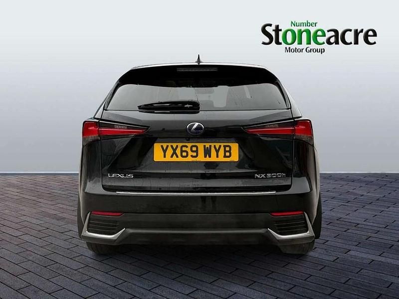 Used Lexus NX300h 194 HP (142 kW) 2019 Black SUV