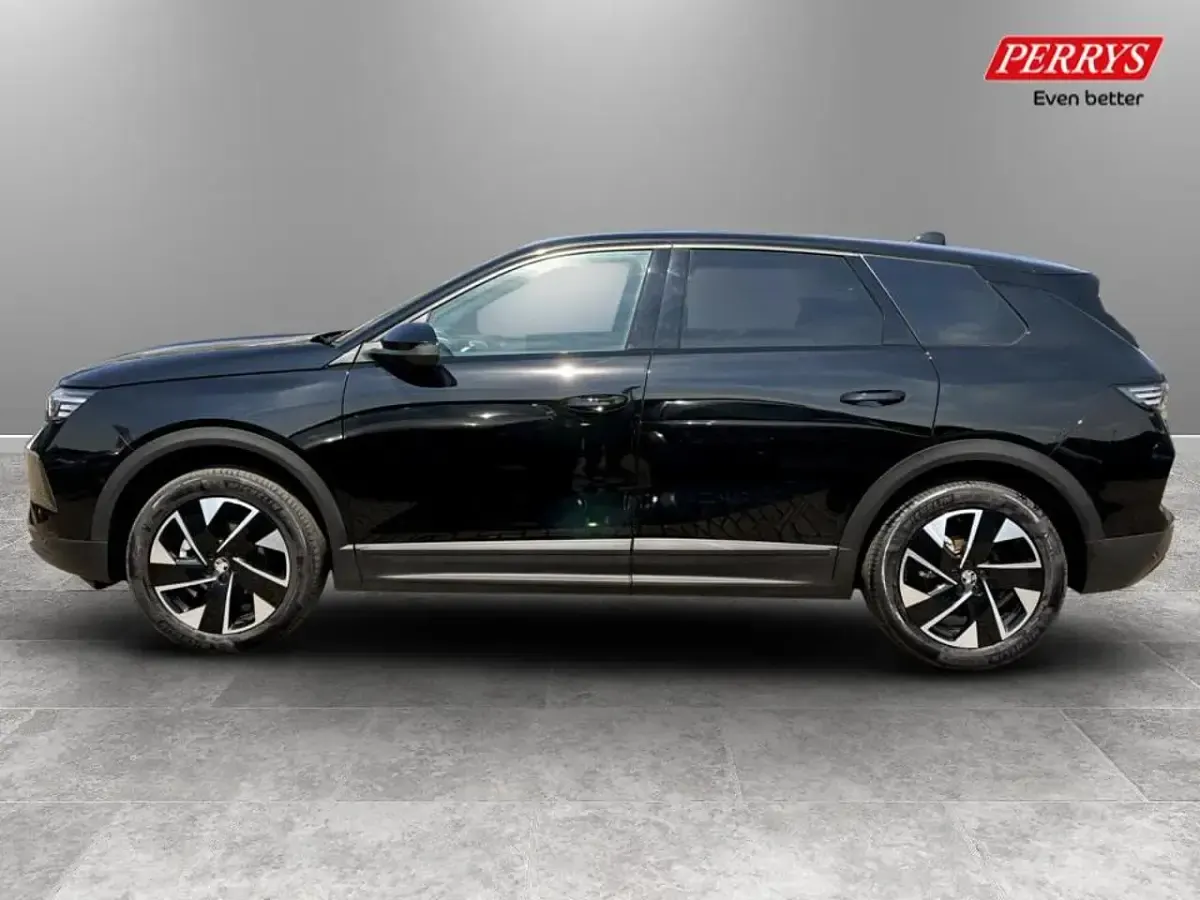 Used Vauxhall Grandland X GSe 143 HP (105 kW) 2025 Black SUV
