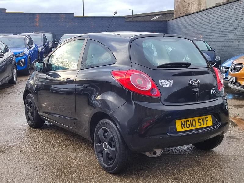 Używany Ford Ka 68 KM (50 kW) 2010 Czarny Hatchback