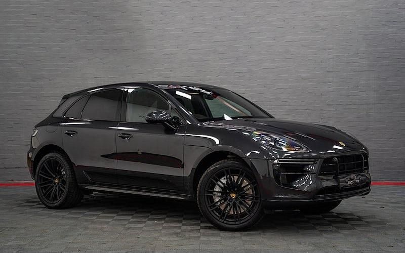 Used Porsche Macan Turbo 441 HP (324 kW) 2020 SUV