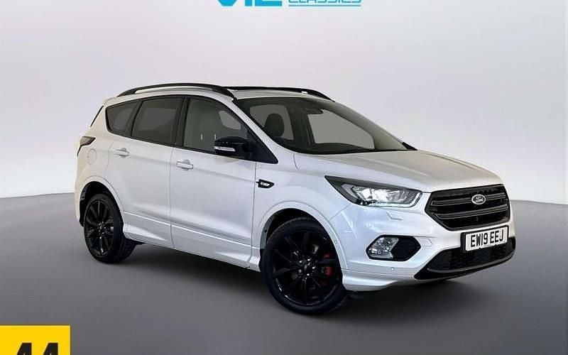Usado Ford Kuga ST-Line 180 HP (132 kW) 2019 SUV