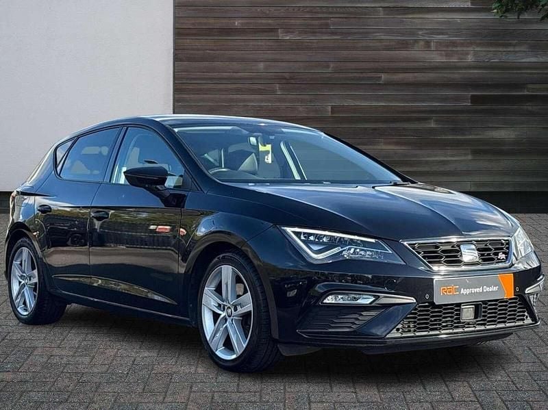 Black Used 2019 Seat Leon FR Hatchback | £11,100 (Good price) - Image 1/4