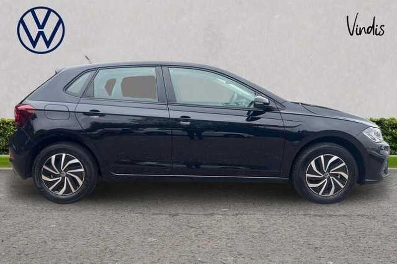Used VW Polo Life 95 HP (69 kW) 2025 Black Hatchback