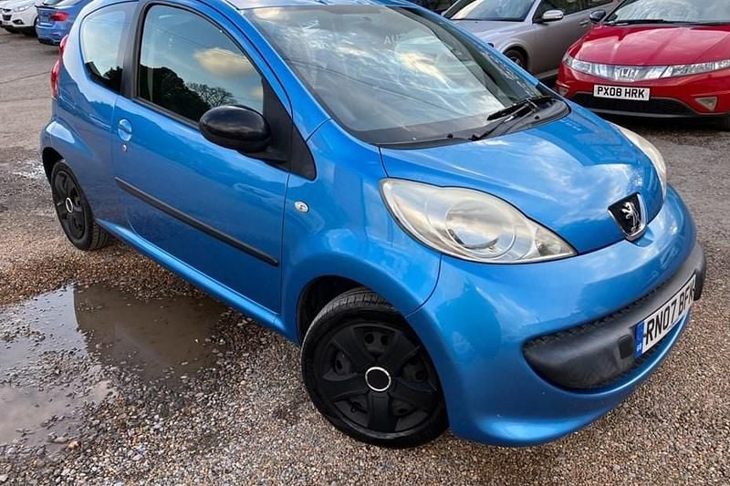 Used Peugeot 107 68 HP (50 kW) 2007 Blue Hatchback