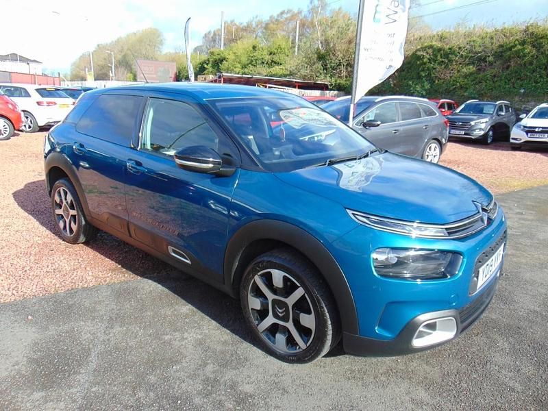 Used Citroën C4 Cactus Flair 130 HP (95 kW) 2019 Blue Hatchback