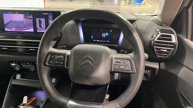 Used Citroën C4 PureTech 131 HP (96 kW) 2024 White SUV