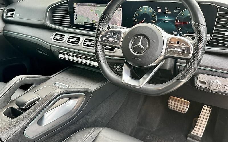 Used Mercedes GLE300 AMG line 245 HP (180 kW) 2021 Estate