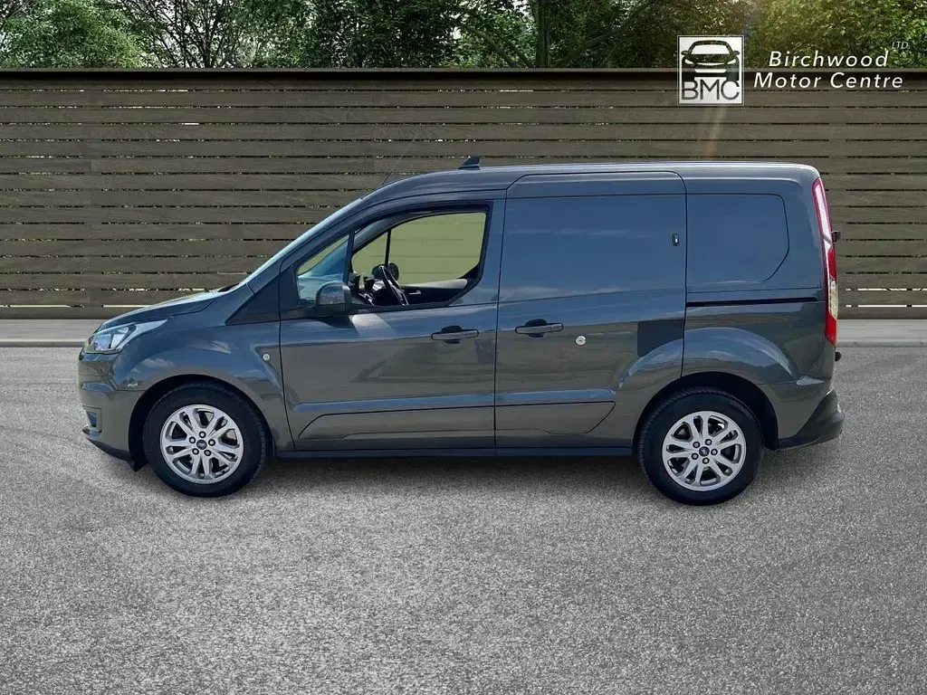 Used Ford Transit Connect Limited 120 HP (88 kW) 2021 Grey MPV