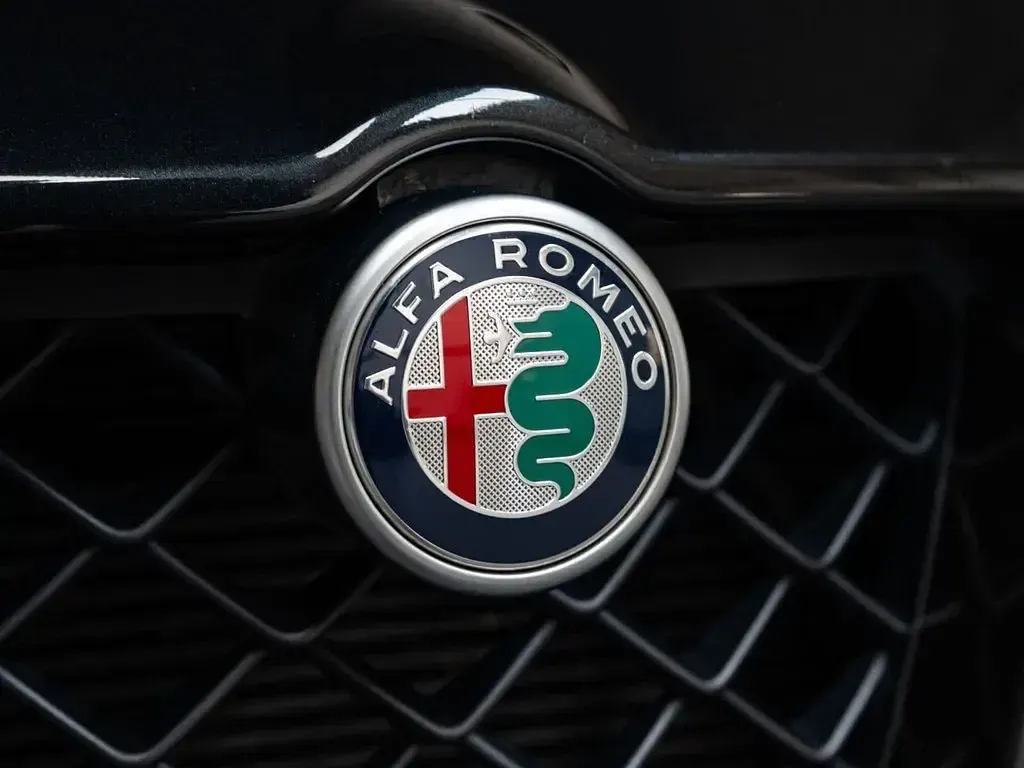 Used Alfa Romeo Stelvio Quadrifoglio 510 HP (375 kW) 2020 Black SUV