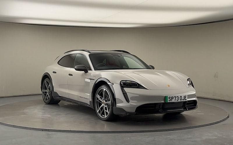 Used Porsche Taycan Cross Turismo 559 kW (761 HP) 2023 Crayon grey Estate