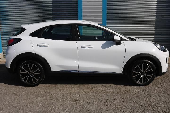 Used Ford Puma Titanium 2020 White Hatchback