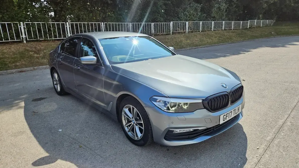 Used BMW 520 Sport Line 190 HP (139 kW) 2017 Blue Sedan