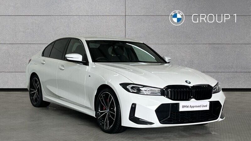 White Used 2025 BMW 320 M Sport | £33,990 (Fair price) - Image 1/4