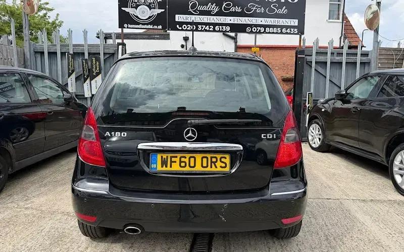 Used Mercedes A180 Avantgarde 109 HP (80 kW) 2010 Black Hatchback