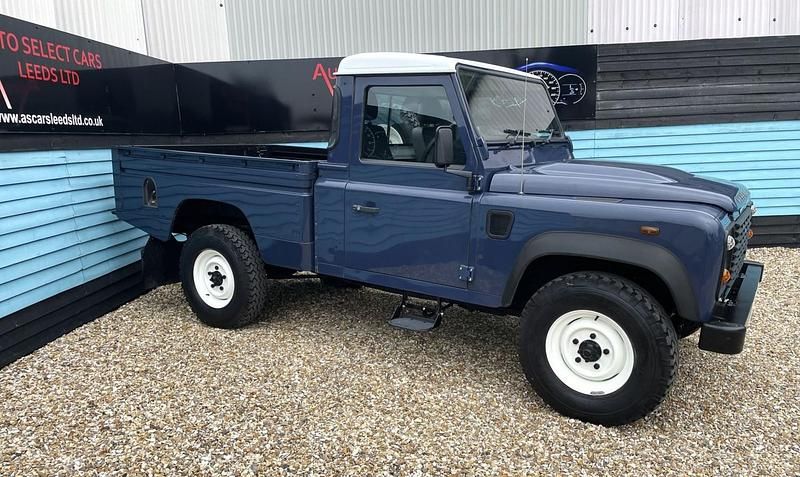 Blue Used 2014 Land Rover Defender SUV | £31,795 (Fair price) - Image 1/4