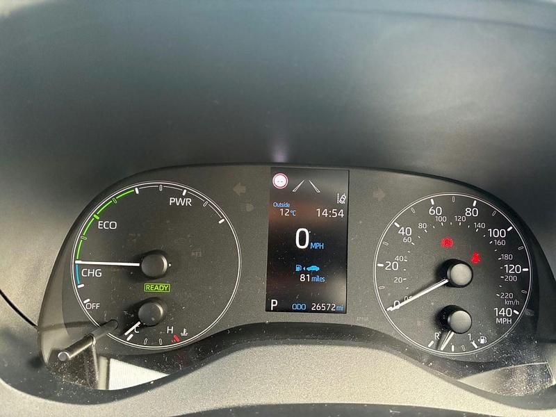 Used Toyota Yaris Hybrid 2021 White Hatchback