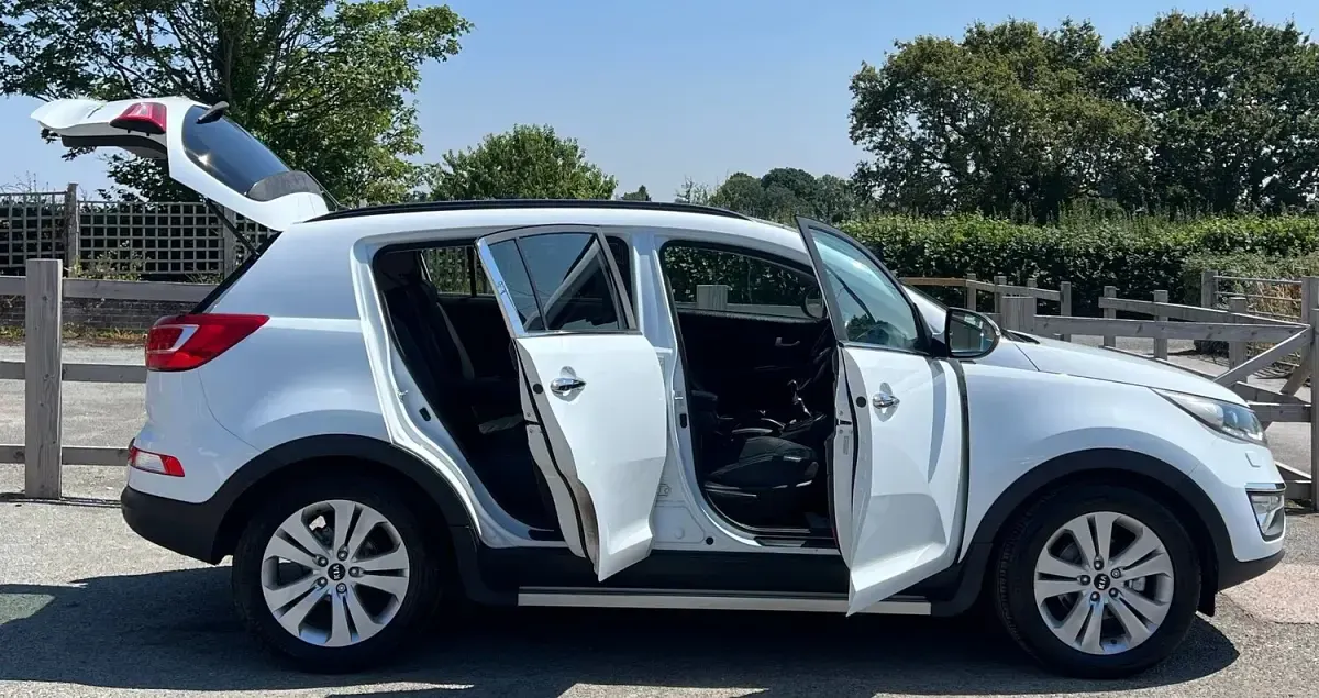 Used Kia Sportage 115 HP (84 kW) 2012 White SUV