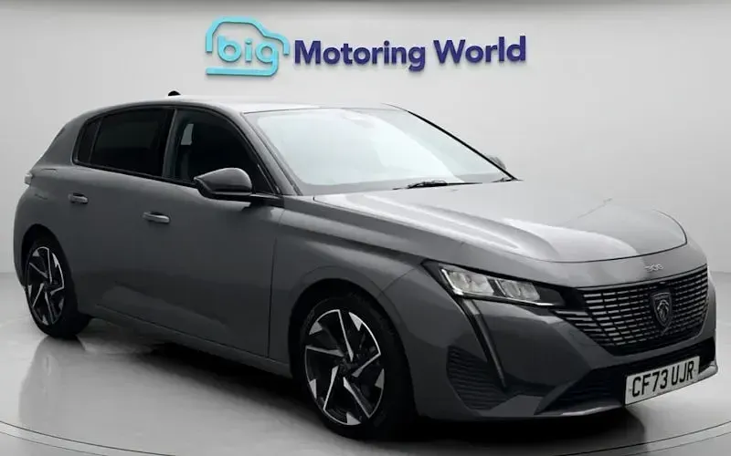 Used Peugeot 308 Allure Premium 131 HP (96 kW) 2023 Hatchback