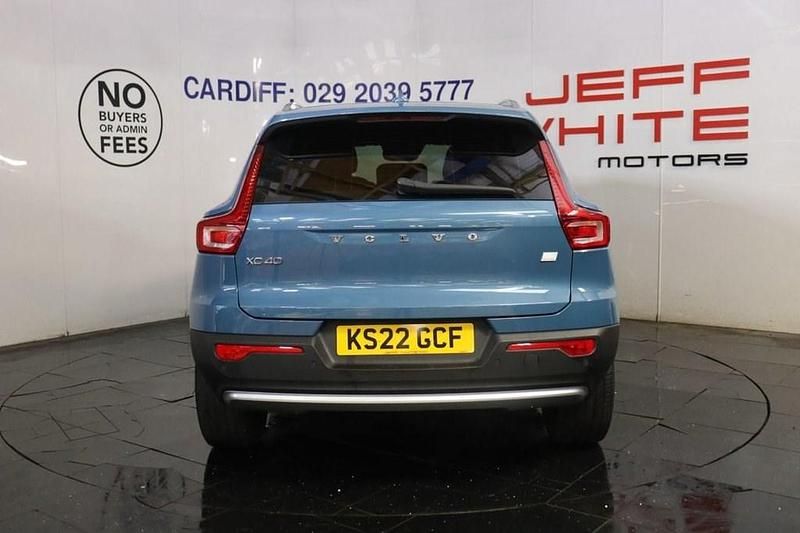 Used Volvo XC40 Core 2022 Blue SUV