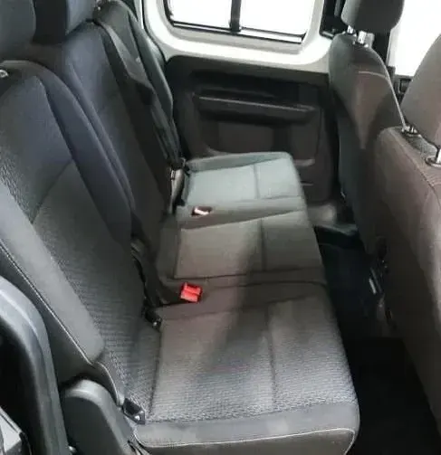 Usado VW Caddy Maxi S 102 HP (75 kW) 2019 Azul Monovolume