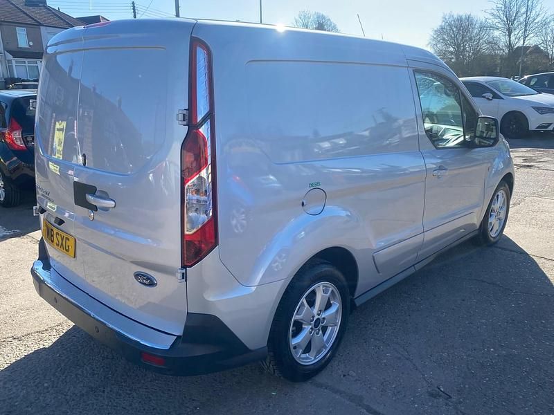 Used Ford Transit Connect Limited 120 HP (88 kW) 2018 Silver MPV