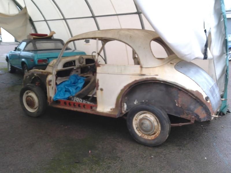 Used Morris Minor 1964 Cream Sedan