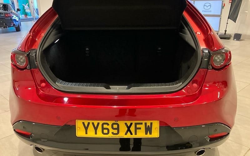 Used Mazda 3 Inclusive 122 HP (89 kW) 2021 Hatchback