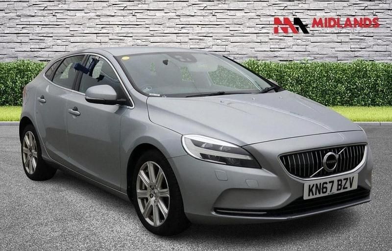 Silver Used 2017 Volvo V40 Inscription Estate | £6,800 (Fair price) - Image 1/3