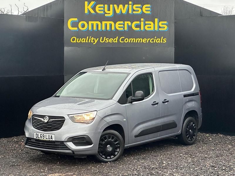 Grey Used 2019 Vauxhall Combo Sportive Sedan | £8,990 (Fair price) - Image 1/2