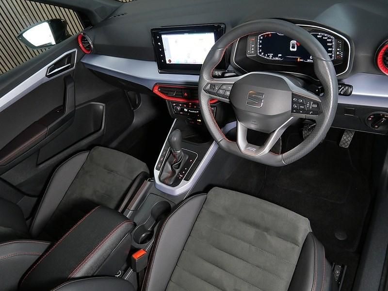 Used Seat Arona FR Sport 150 HP (110 kW) 2024 Black SUV