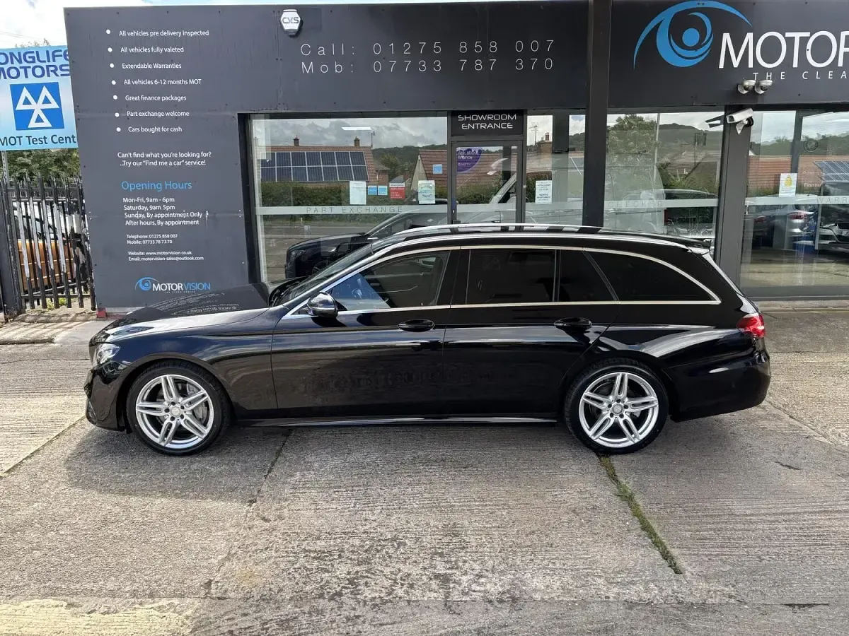 Used Mercedes E220 AMG line 194 HP (142 kW) 2017 Black Estate