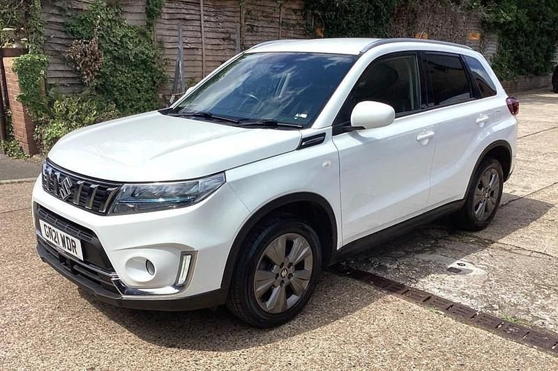 White Used 2021 Suzuki Vitara SZ-T SUV | £13,995 (Fair price) - Image 1/1