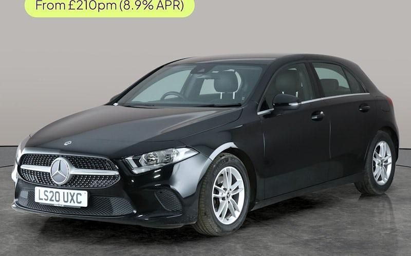 Used 2021 Mercedes A180 SE Hatchback | £13,785 (Super price) - Image 1/3